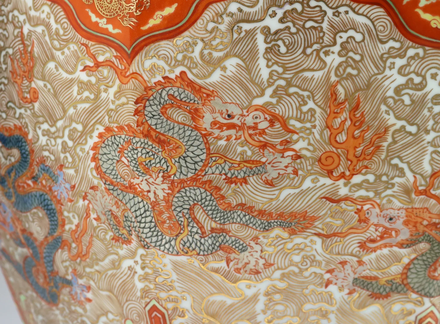 获奖作品🏆｜古彩描金九龙缸获得铜奖！