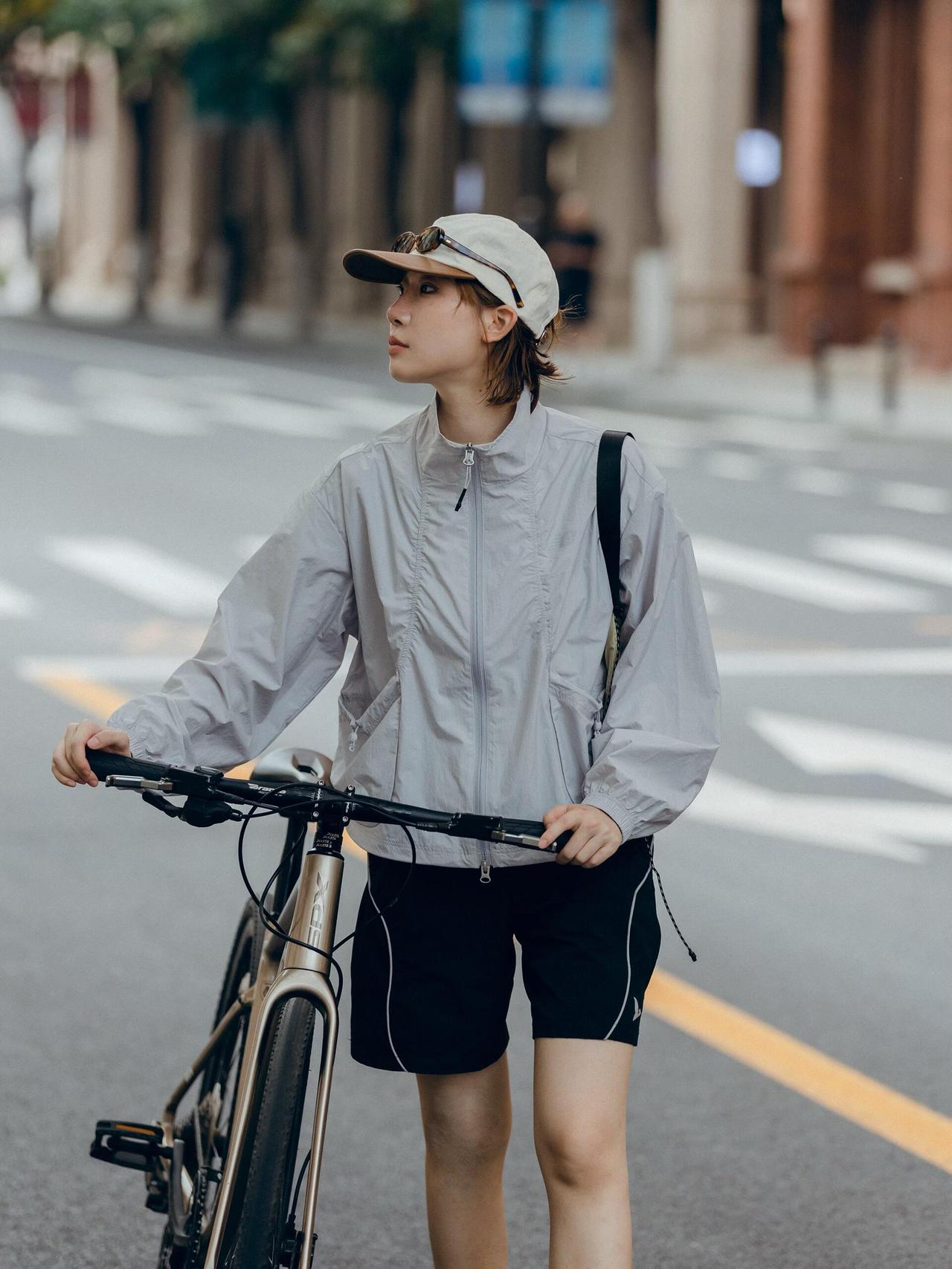 都市骑行少女