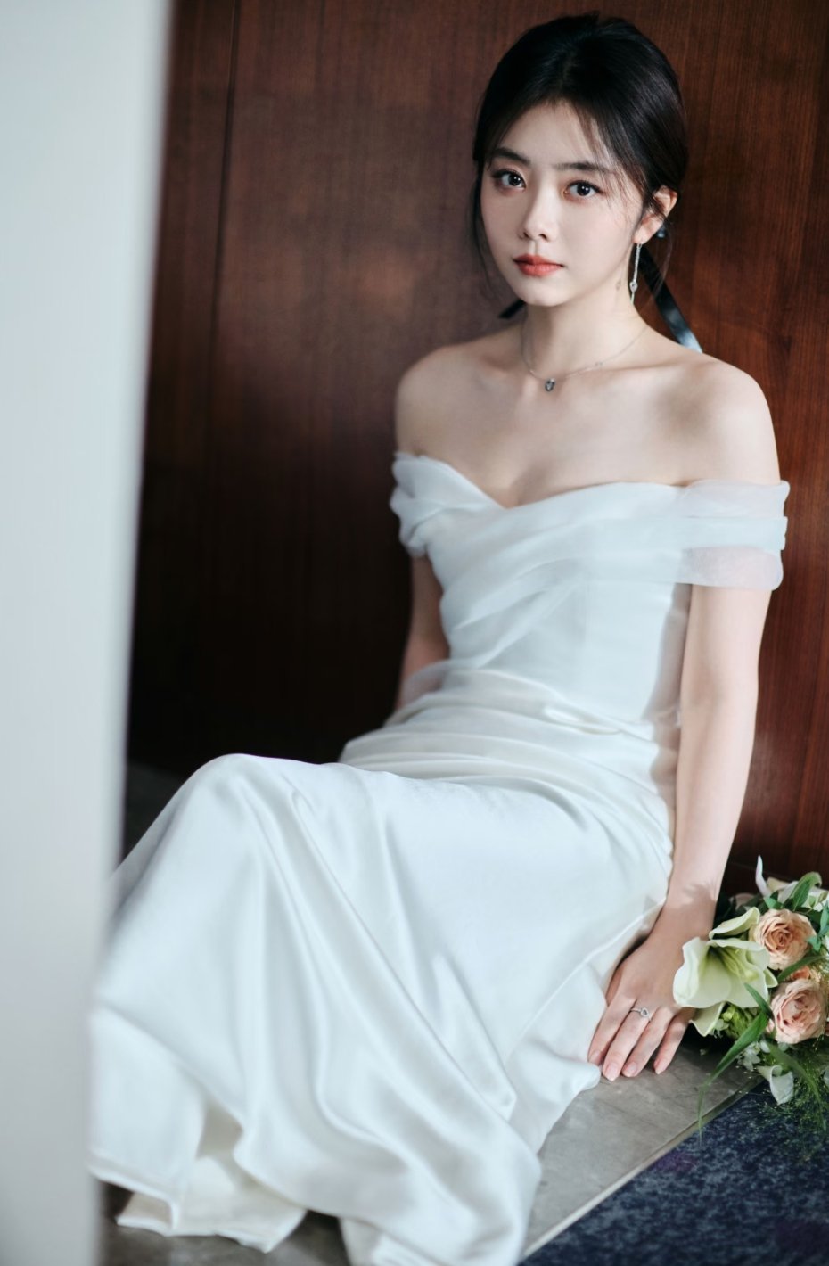 谭松韵明艳美丽～ ​​​