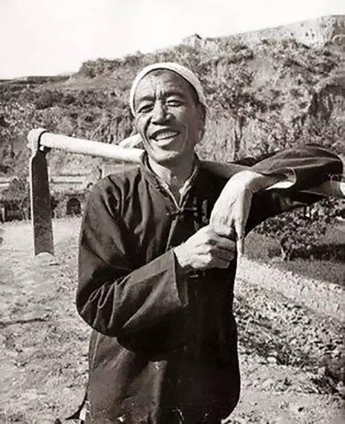 要论中国历史上最伟大的改革家是谁？
只有毛主席可以担当无疑，因为毛主席最无可争议