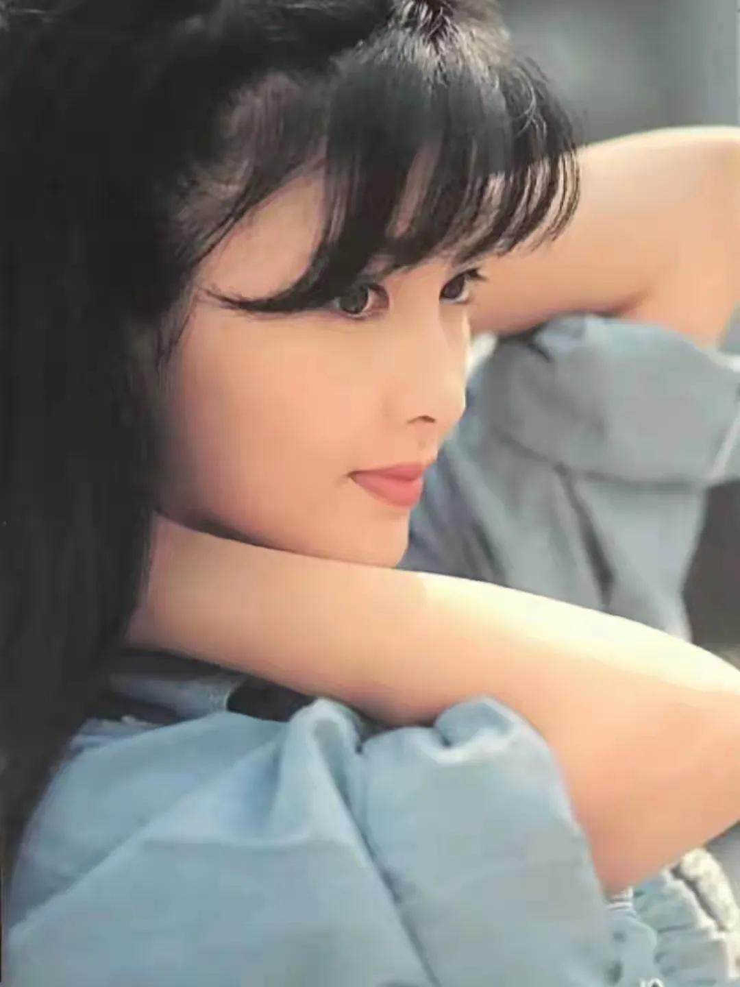 什么样的标准堪称是美女无聊的时候，大家都会做什么 精致女人标准 男性心中的美女 