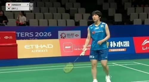 9月3日，中国羽毛球大师赛女单八强战迎来一位熟悉面孔——山口茜。这位日本选手以2