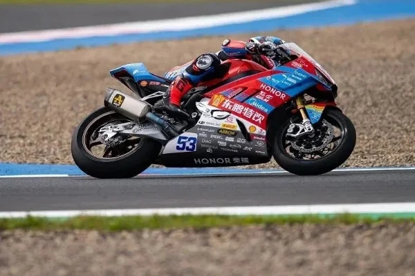 2026WorldSBK法国站张雪机车中国摩托 张雪机车WSBK法国站排位赛直接