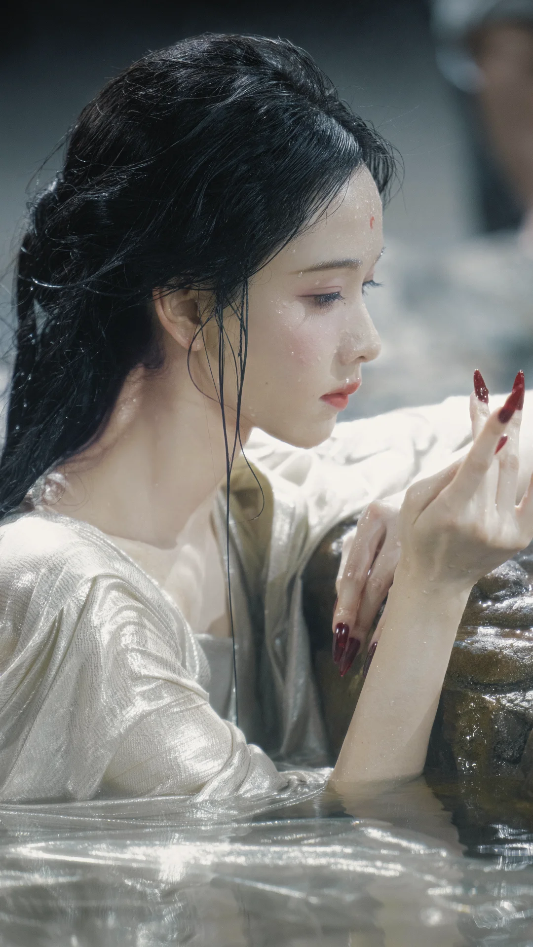 陈都灵 雾妄言壁纸