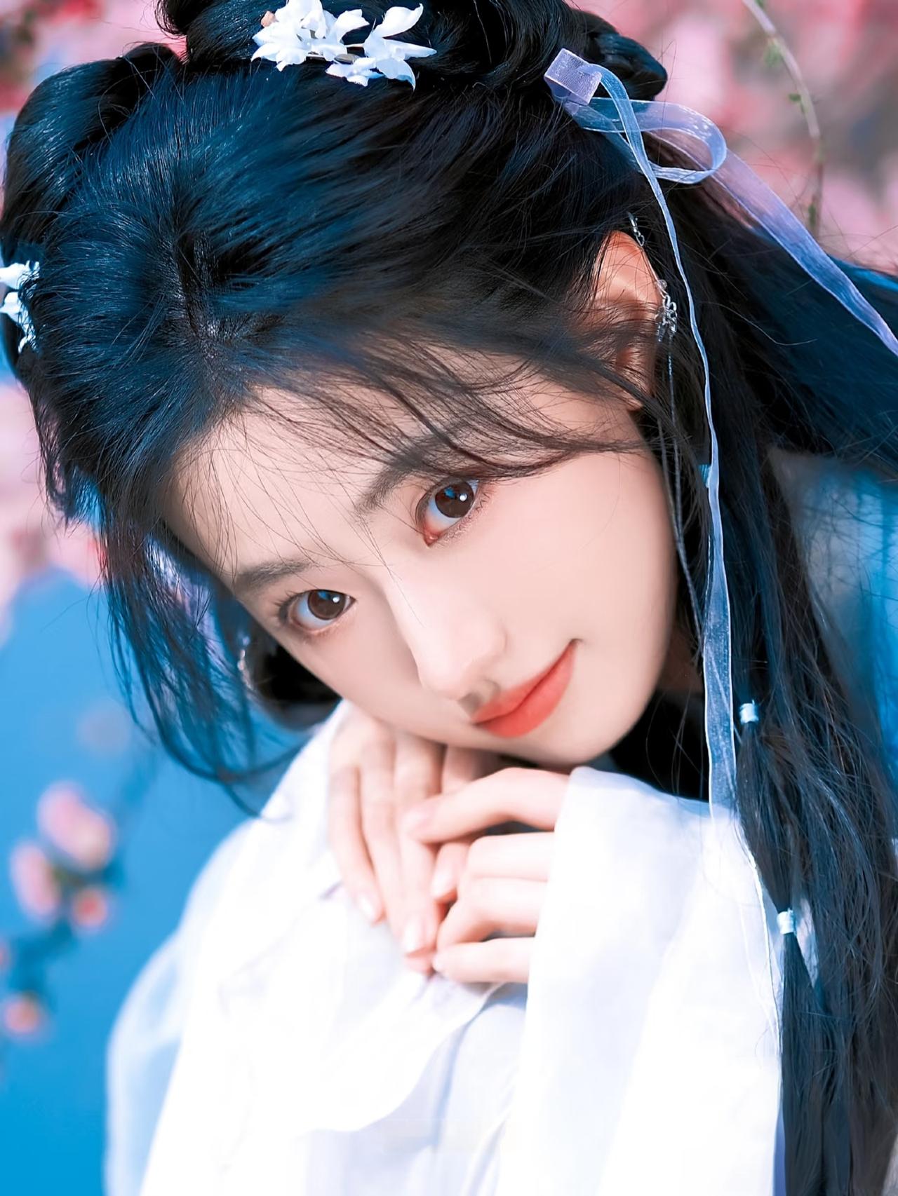 女生千万别跟低学历的男生谈恋爱！
 
不是学历歧视，是真的不匹配！这类男生早早摸