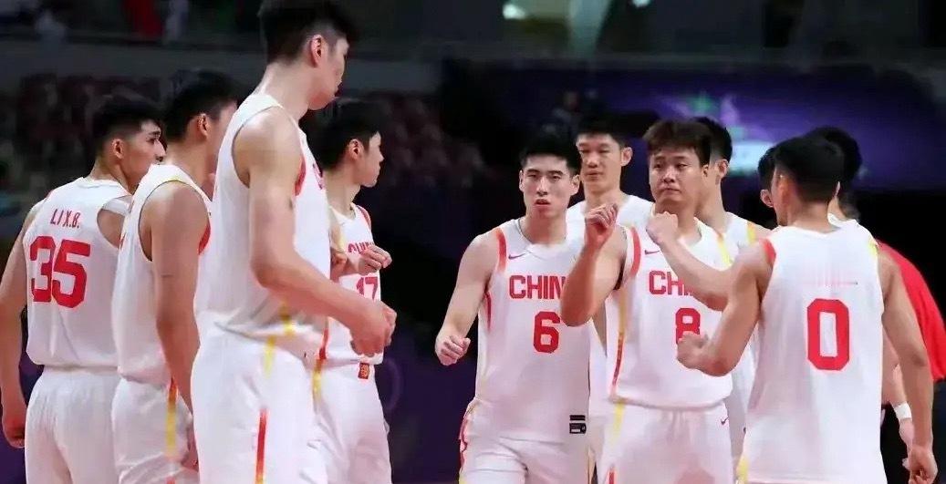 男篮亚洲杯四强诞生3席1，🇨🇳中国男篮（下半区）2，🇦🇺澳大利亚男篮（上