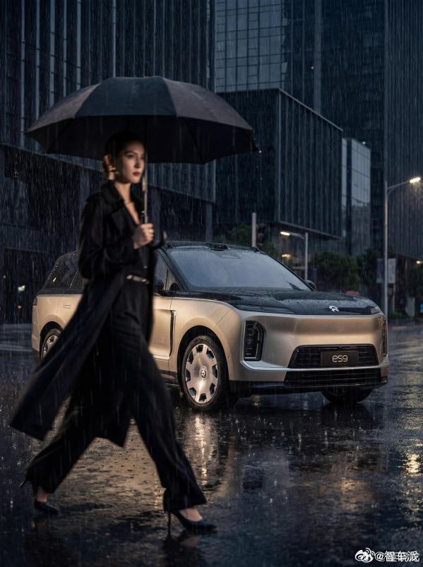 蔚来全新旗舰 SUV ES9 配置曝光！定位超 ES8，有望标配 ET9 同源天