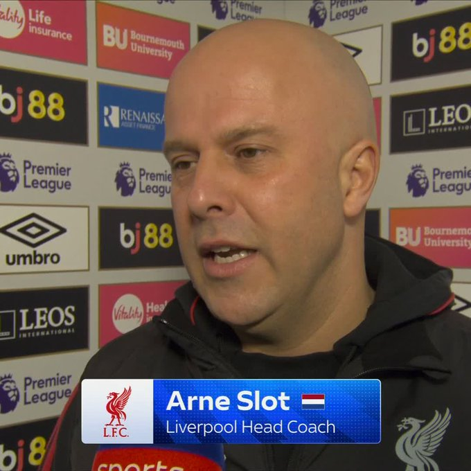 没错，我的思路很简单，接下来几个月，我们只有一名可用的九号球员。我们已经踢了很多