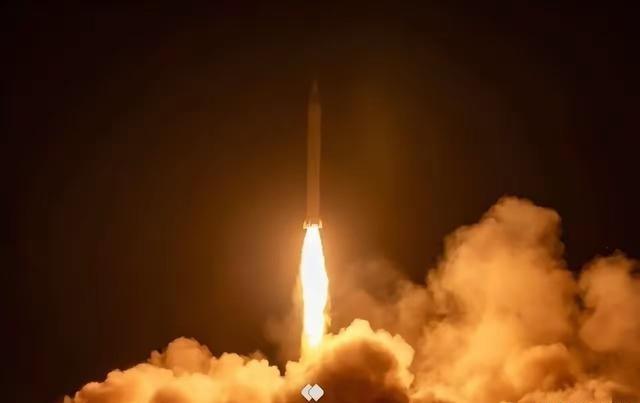 伊朗要打先手了！4月1日，据《联合早报》的消息称，革命卫队发出郑重警告：“若更多