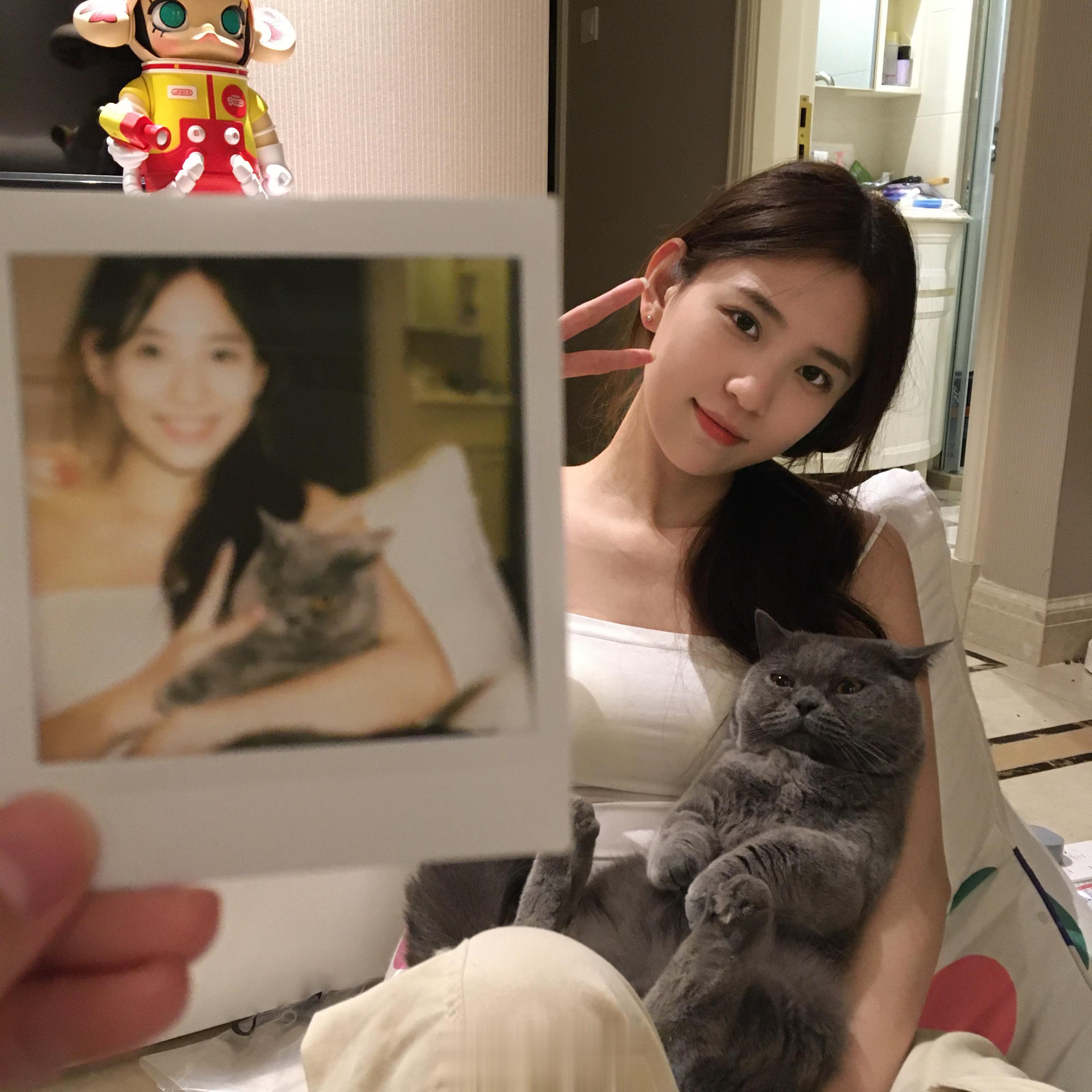 幸福的小蓝 ​​​