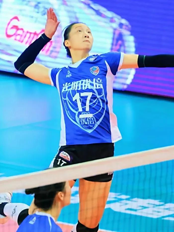 2023/2024中国女子排球超级联赛11月25日赛况、小组即时排名:
(A、B