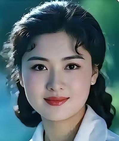 谋生心里话
 
为了挣点人民币，
不知受了多少气，
风里来又雨里去，
就想家人能
