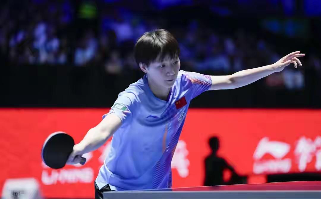 WTT爆大冷！女单4强全部出炉，世界冠军0-4惨败，孙颖莎迎大考验

新加坡的夜