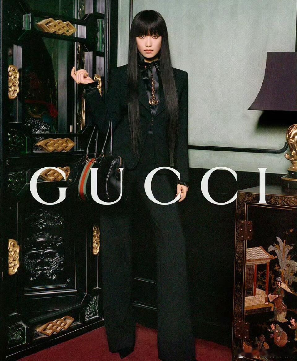 85花的奢牌新年广告Gucci品牌代言人倪妮、Celine全球品牌大使刘诗诗、P