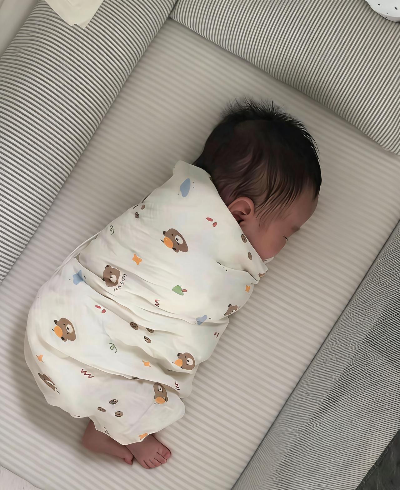 陕西这事看得我气得手抖！
刚出生就没了娘，亲爹要送人，唯有姑姑拿一生护她周全
