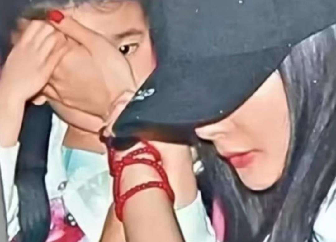 所以说为什么现在的明星都不愿意暴露自己的孩子呢？
她们这样做不仅仅是为了隐私，更