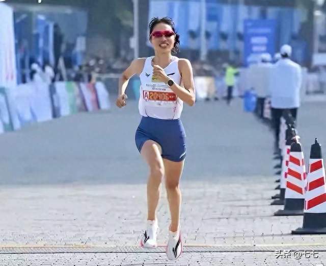张水华西马夺冠！PB冲破230大关，登顶女子大众跑者第二好成绩