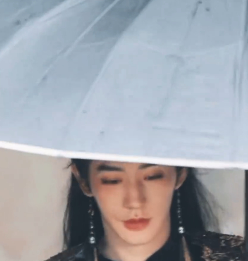 这位说邓为颜值不如叶十七的朋友，我建议你少看点糊图吧邓为的颜值要是不行，娱乐圈真