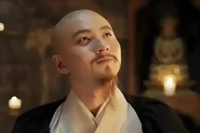 削藩是朱允炆走的一条最不该走的路。

洪武三十一年，朱元璋去世，皇位传到孙子 朱