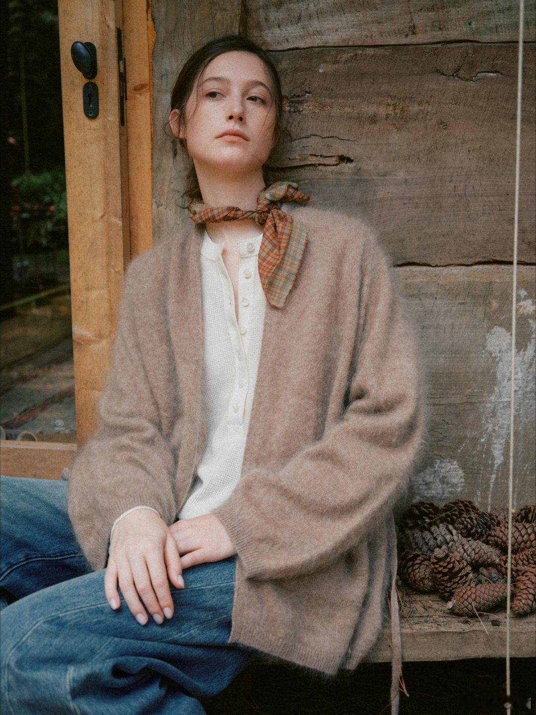 Karolina｜Even Vintage 2026初秋，温柔感穿搭🧣 