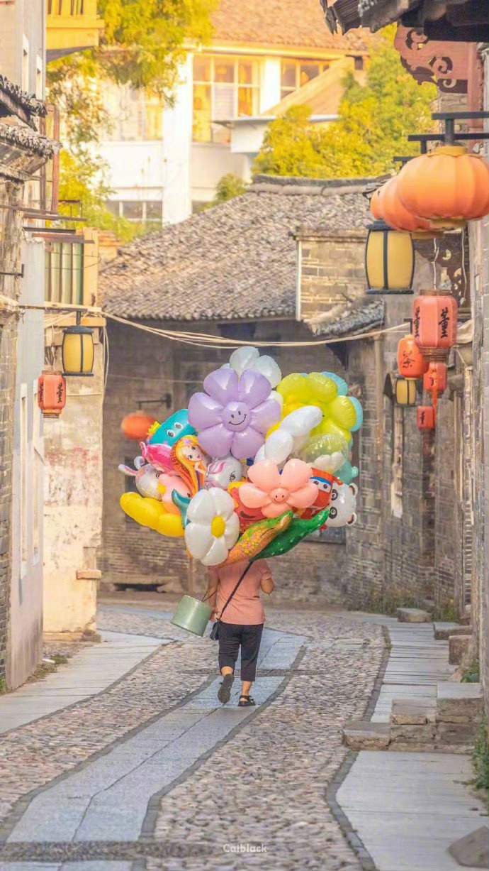 原来人最受不了的，不是吃苦。而是你不知道，这份苦，吃来为什么。         