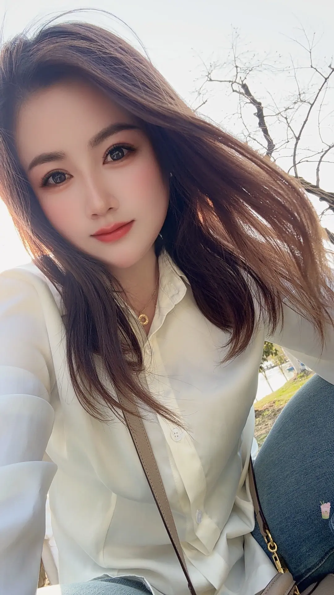 不舒服的关系不必维持，         心很小，装不下那么多忧伤！