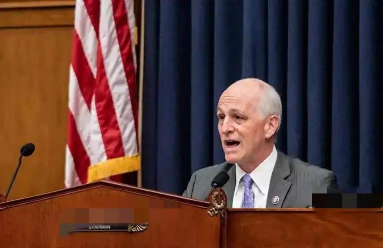 美国众参两院的议员的年龄跟养老院的老人有得拼。24名“沉默一代”的平均年龄83岁