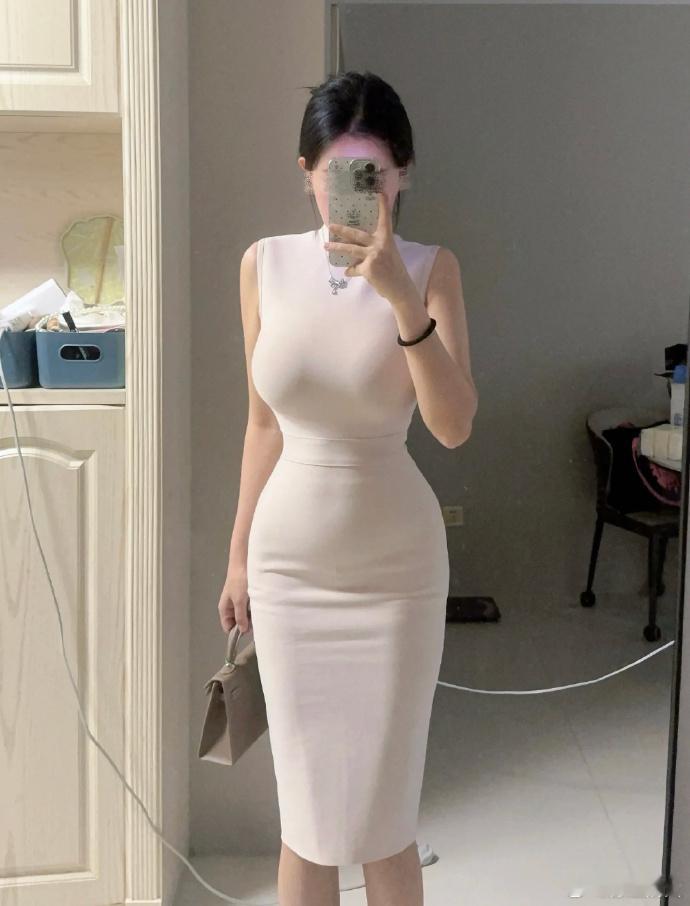 小姨穿搭 ​​​