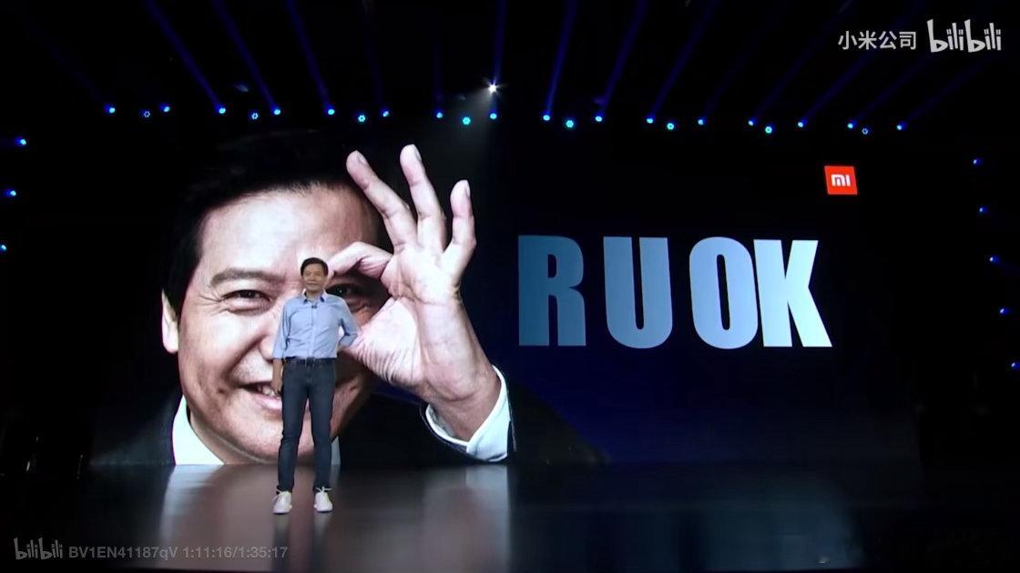 其实过去十几年里，调侃明星或者名人的梗有不少。而现实也已经证明，无伤大雅的梗，官