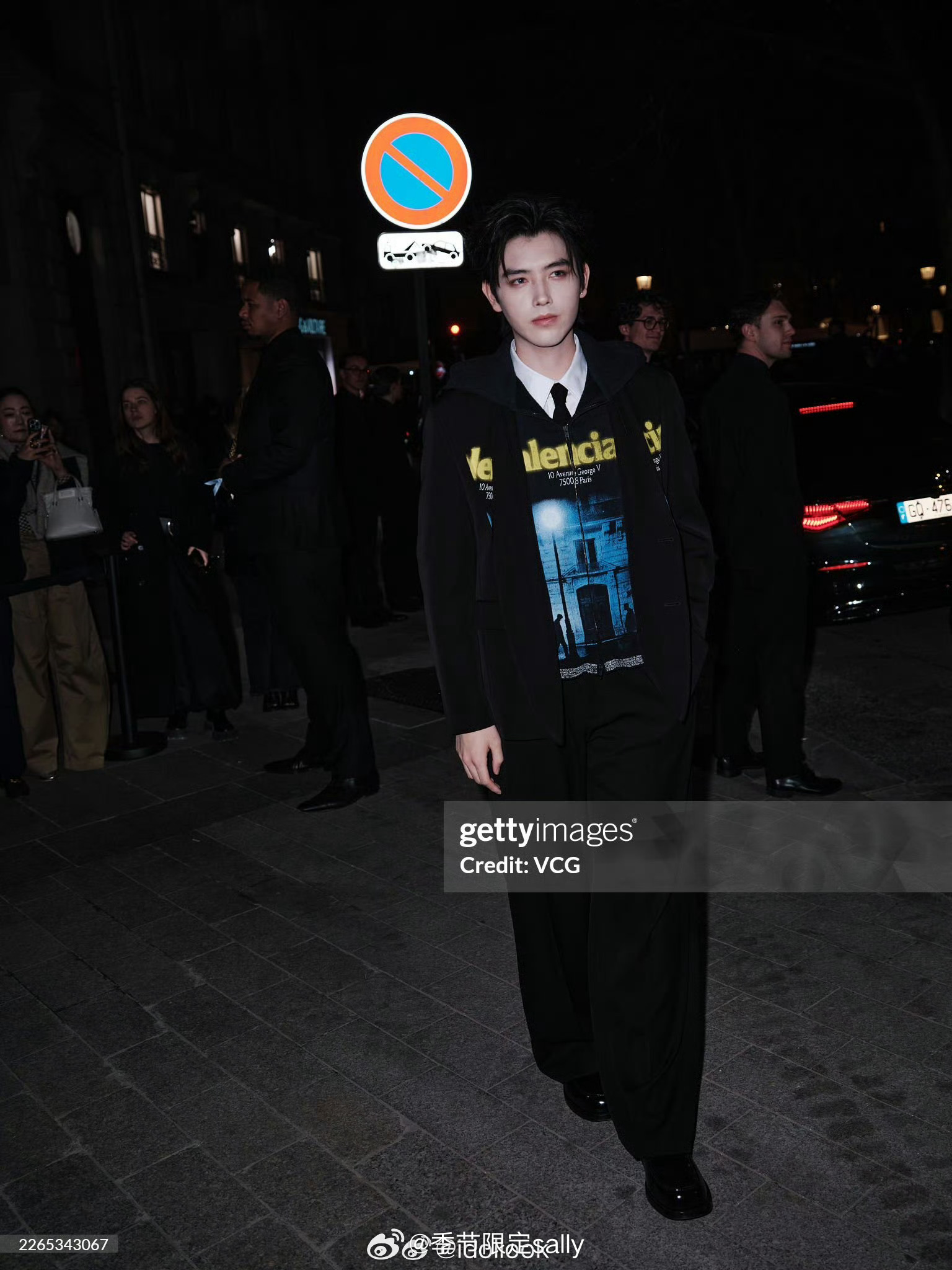 陈飞宇巴黎时装周g社生图🈶陈飞宇巴黎世家全球首穿