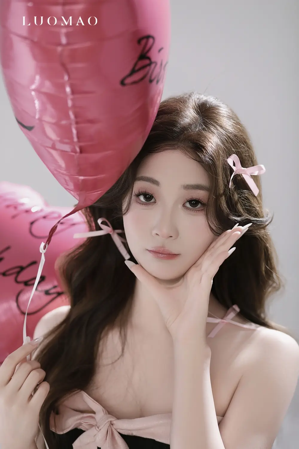 🎂甜甜的公主生日写真来咯～快乐不止今天。超韩的生日写真🎂 简单的气...