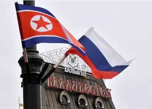 看看朝鲜的下场，就明白为什么我们不对俄罗斯提供军事援助了。在俄乌冲突中，一向与美