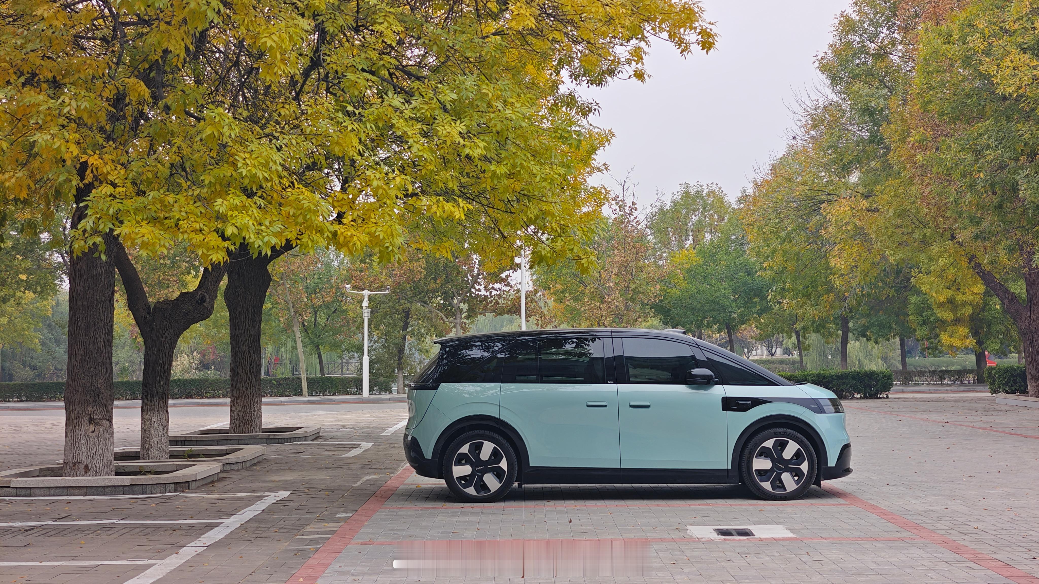 秋～我与汽车的日常极氪mix ​​​