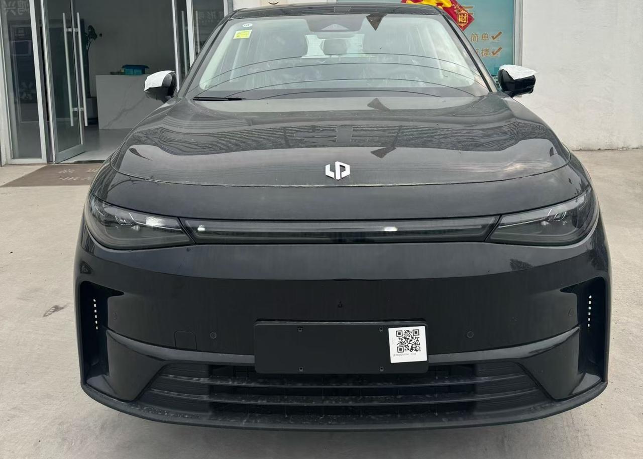 零跑c10纯电605悦享指导价132800+10000现金优惠25000裸车11