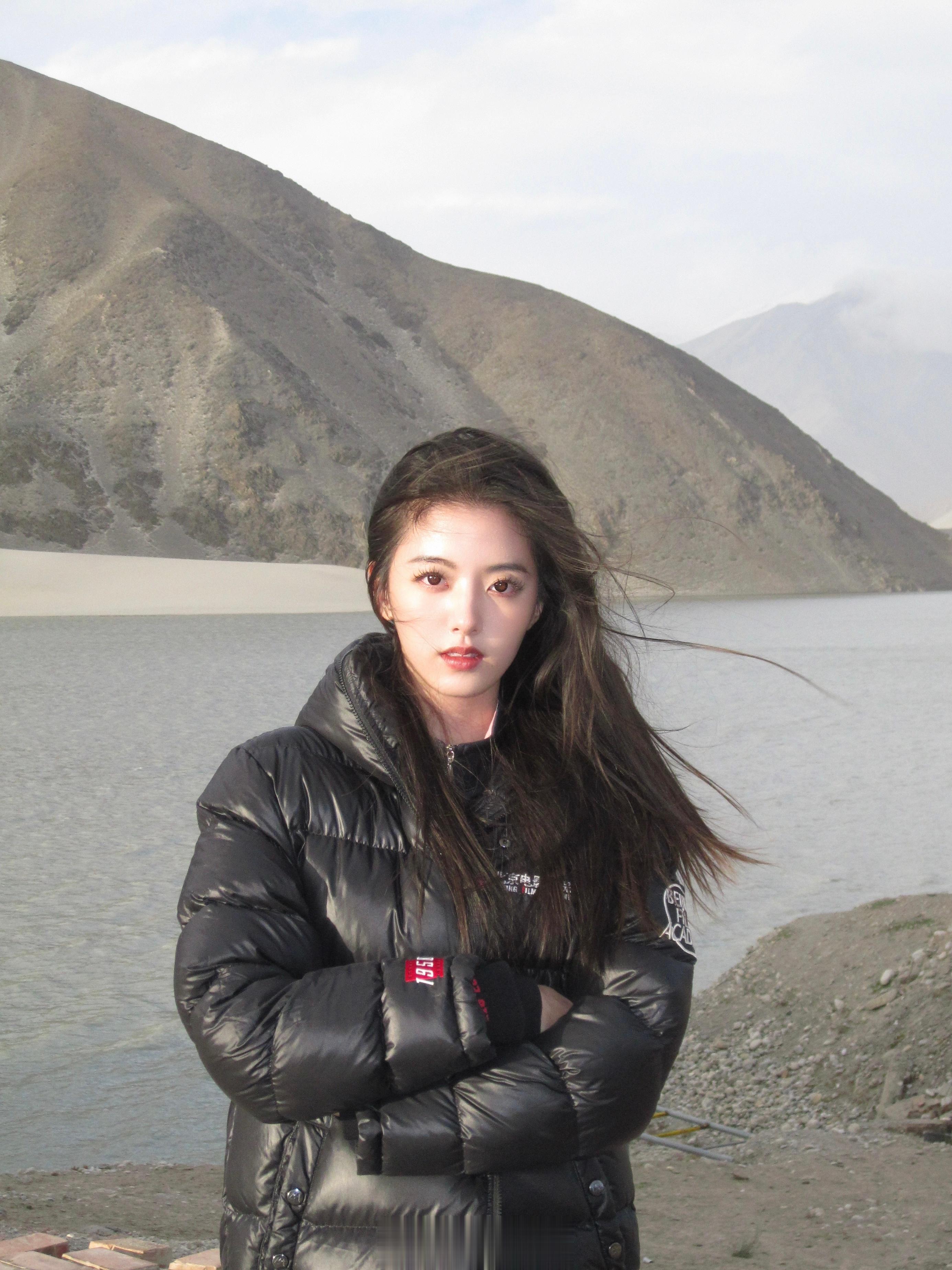 “别听世俗的耳语 去看自己喜欢的风景”#新疆旅行##尊嘟很会拍# ​​​