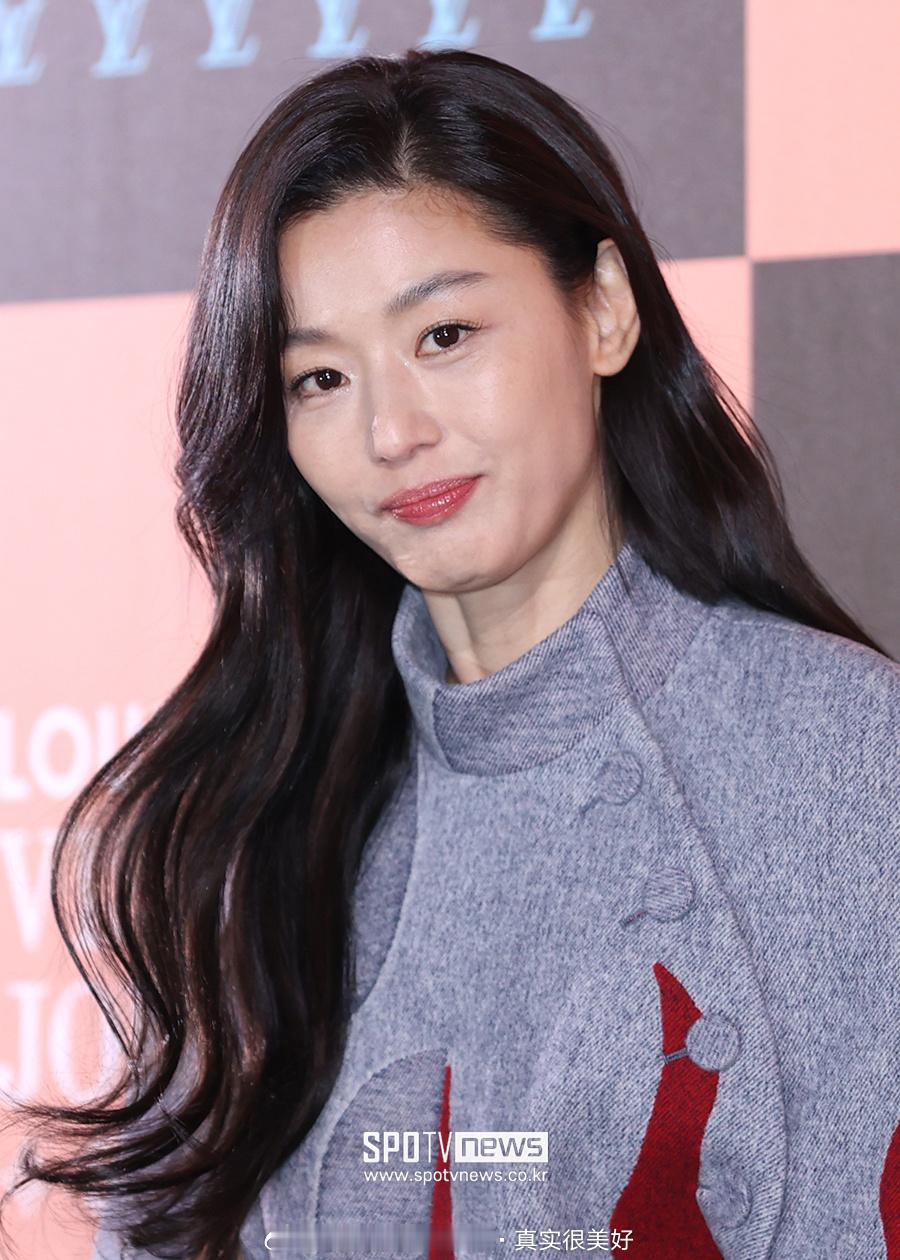 全智贤，孔刘今日活动新闻图 