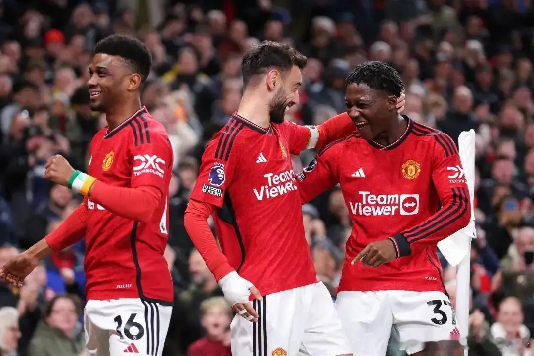 今日免费赛事情报更新！004 英超 曼联vs伯恩茅斯实力战意1.曼联目前英超第6