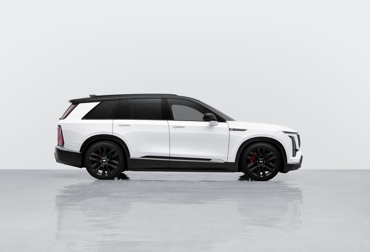 VISTIQ凯迪拉克旗下纯电全尺寸大六座SUV-VISTIQ现已出现在工信部最新