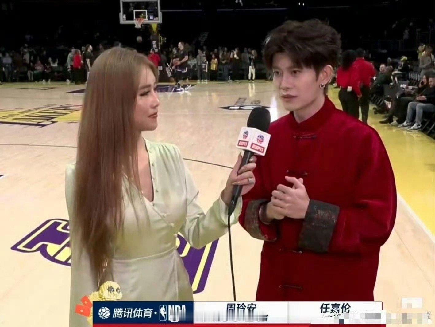 任嘉伦现身NBA现场  任嘉伦圆梦NBA 任嘉伦现身nba现场了哇，真的不要太棒