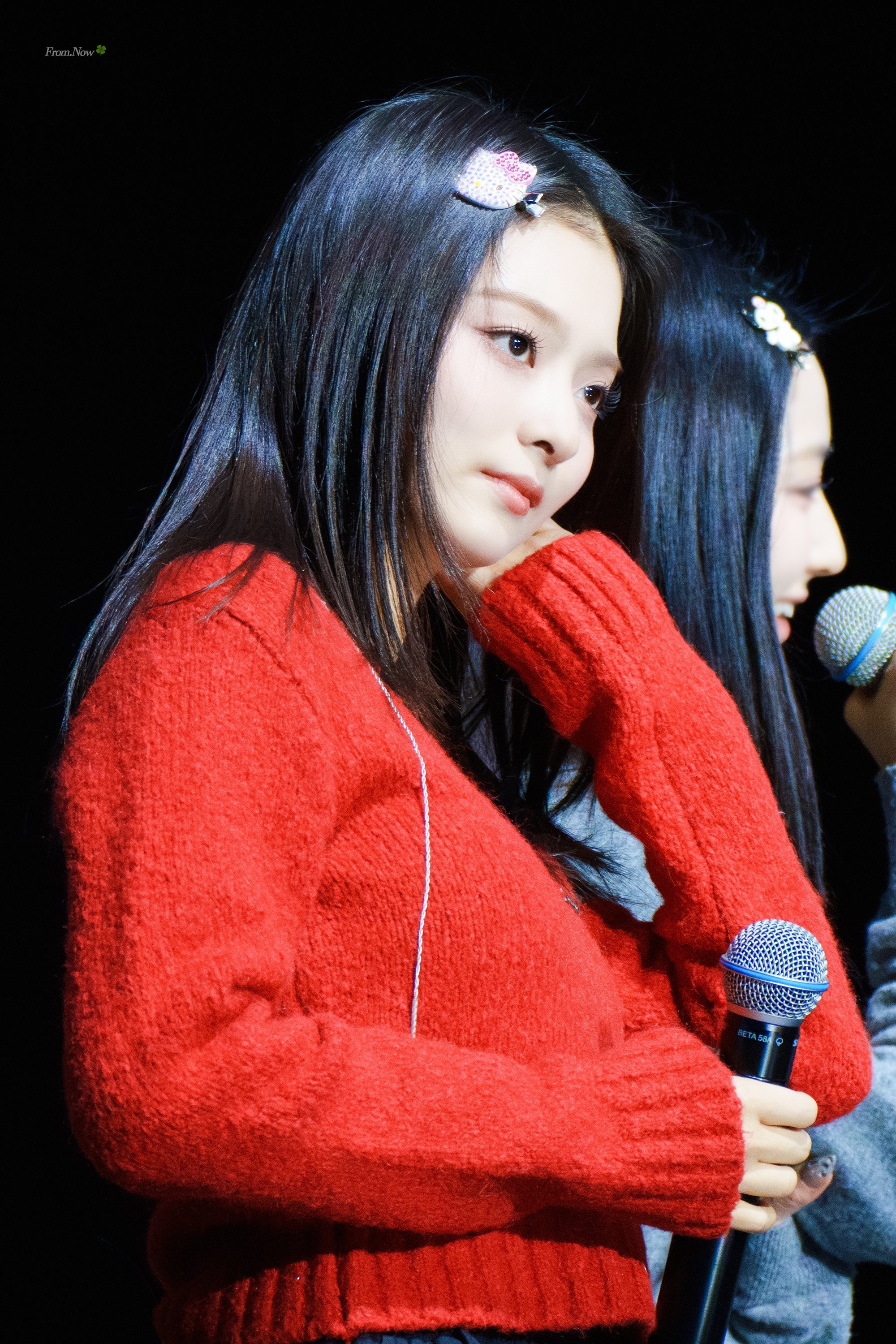 #李娜炅[超话]#🐣#蜜桃笑颜李娜炅# [图片]240128 FROM NOW