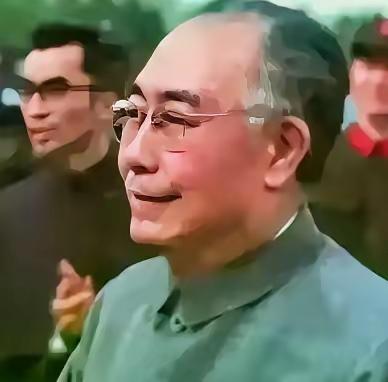 [太阳]1995年，吴德因病重住进了医院，在办理住院手续时，医生明确告知他的女儿