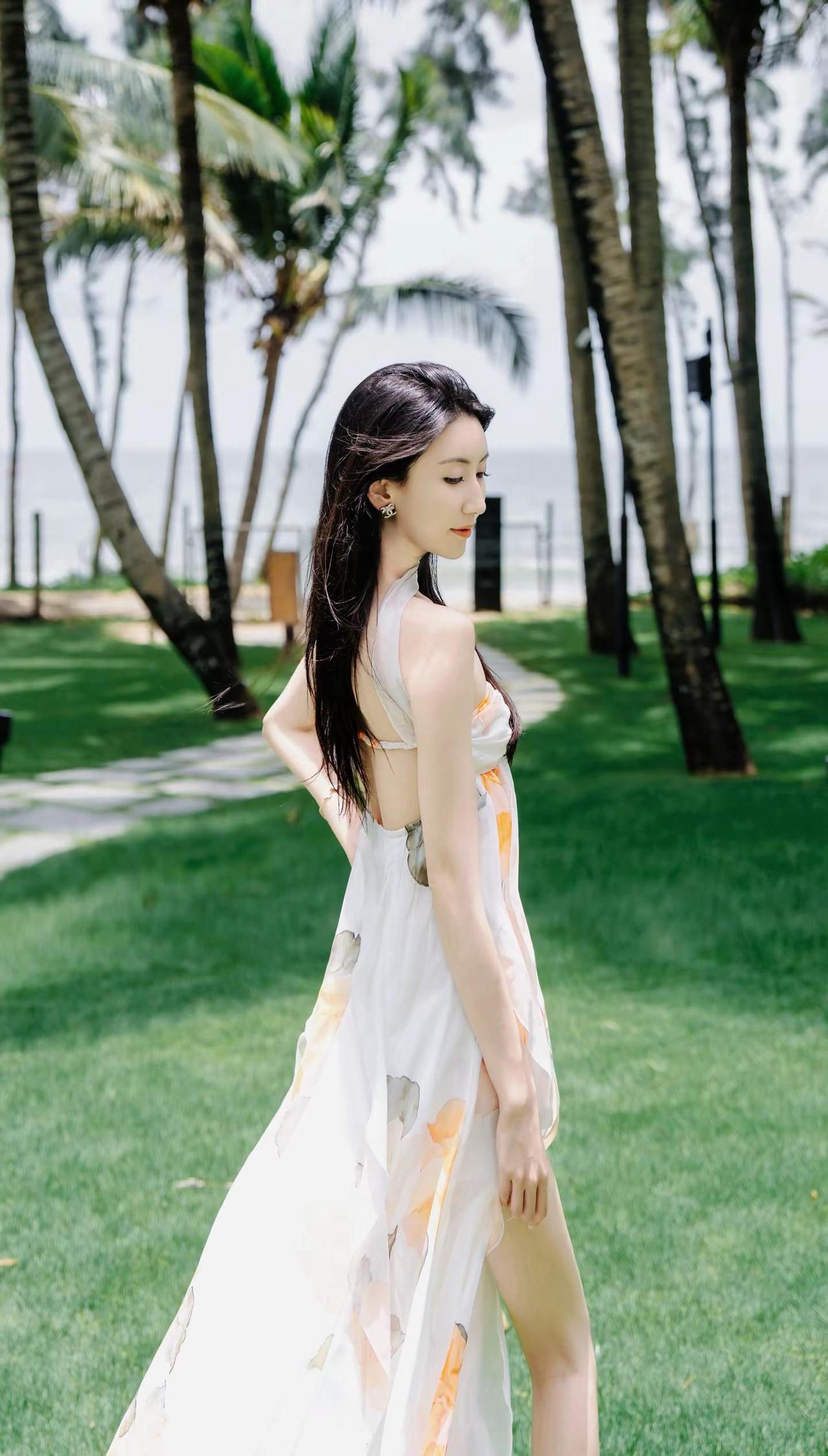 我的夏日ootd 治愈系日常碎片 草地拍照 分享照片