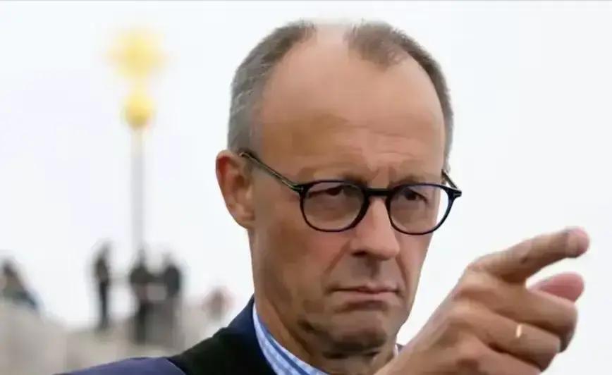 就在刚刚。
 
德国和瑞典突然宣布了，对乌克兰提供远程导弹与数十亿欧元援助，并支