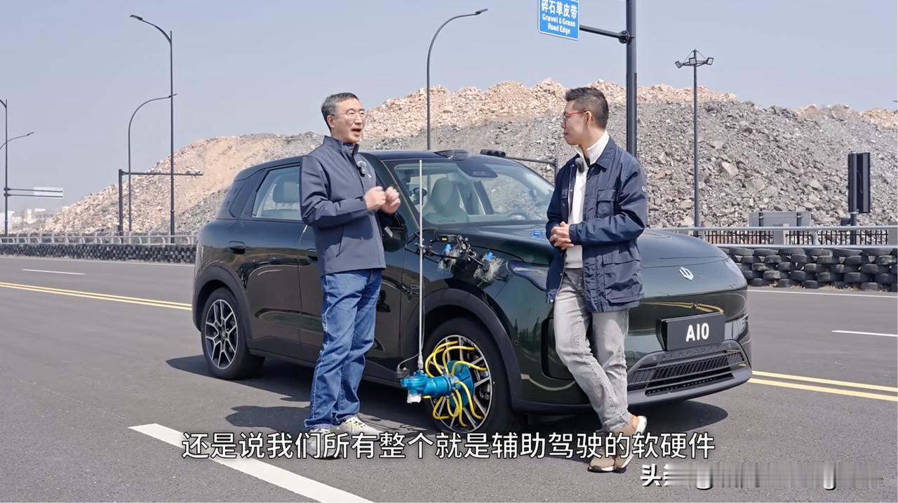 顶级车评人，开箱实测零跑A10。

3月26日，零跑A10即将正式上市。上市前夕