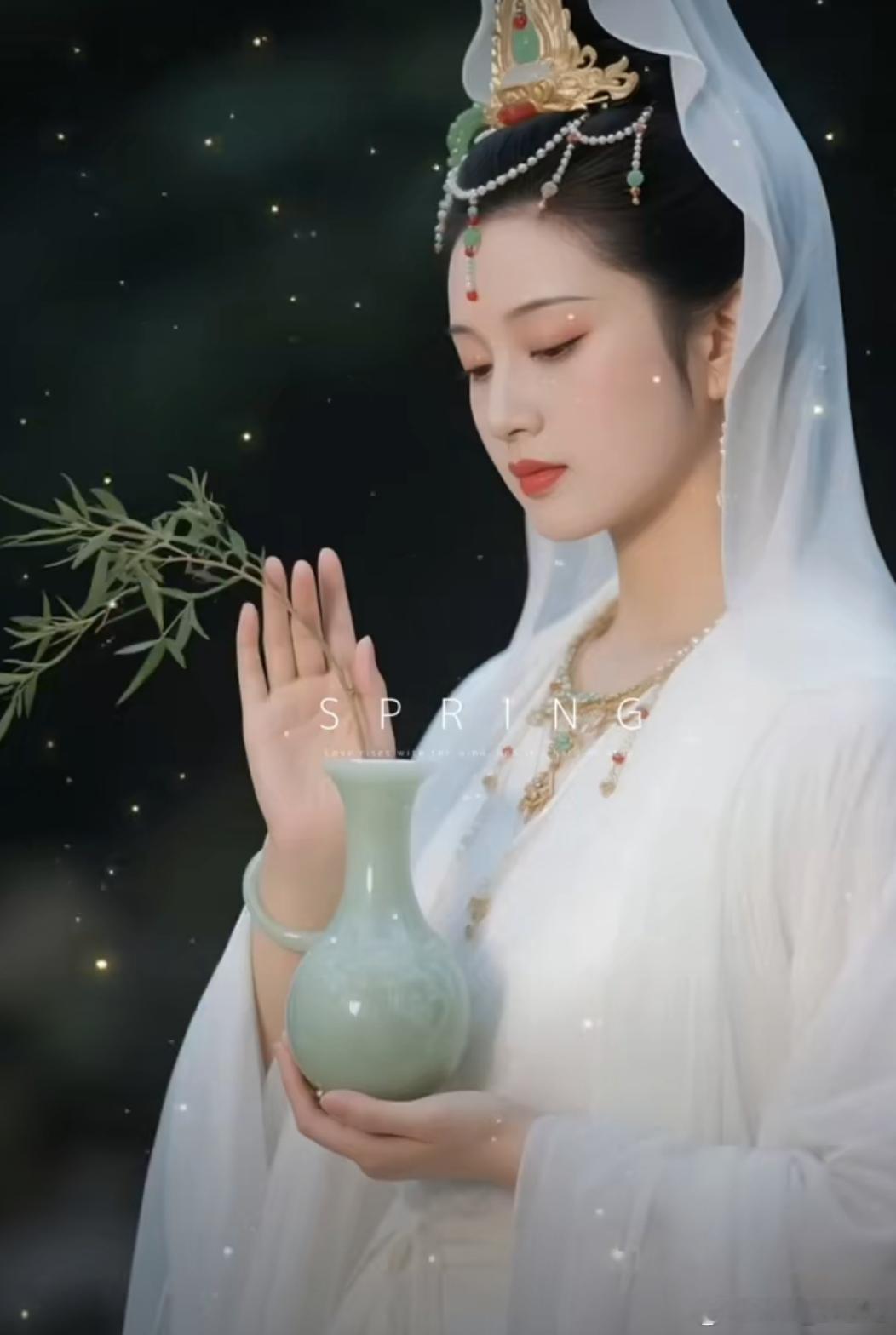洋洋高锐、阿弥陀佛·缘◎站在观音菩萨前想……儿时的青梅竹马不知道该不该尤其……我