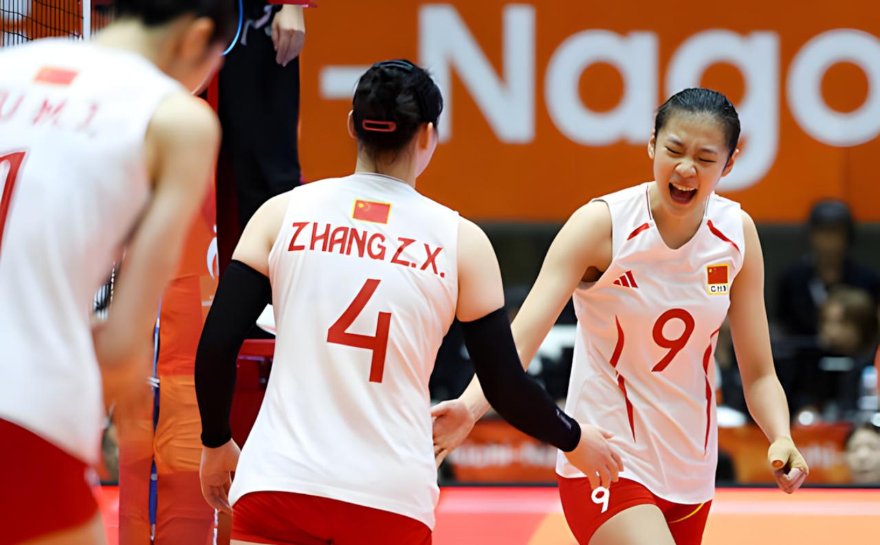 惠若琪点评二传张籽萱，优缺点看得很透，3-0 横扫越南晋级四强

亚运会女排 1