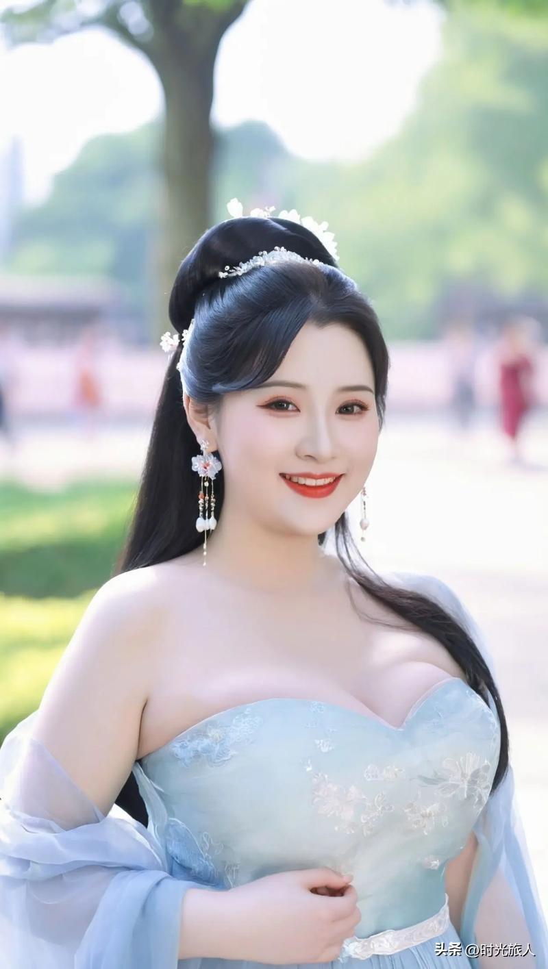 这副联藏于心间多日，平日里不少好友兴致而来试对，奈何要么词句粗浅不合心境，要么对