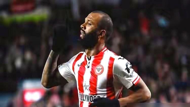 谁能想到，去年还膝伤躺平、0进球的伊戈尔·蒂亚戈，今年直接爆发，英超射手榜冲到第