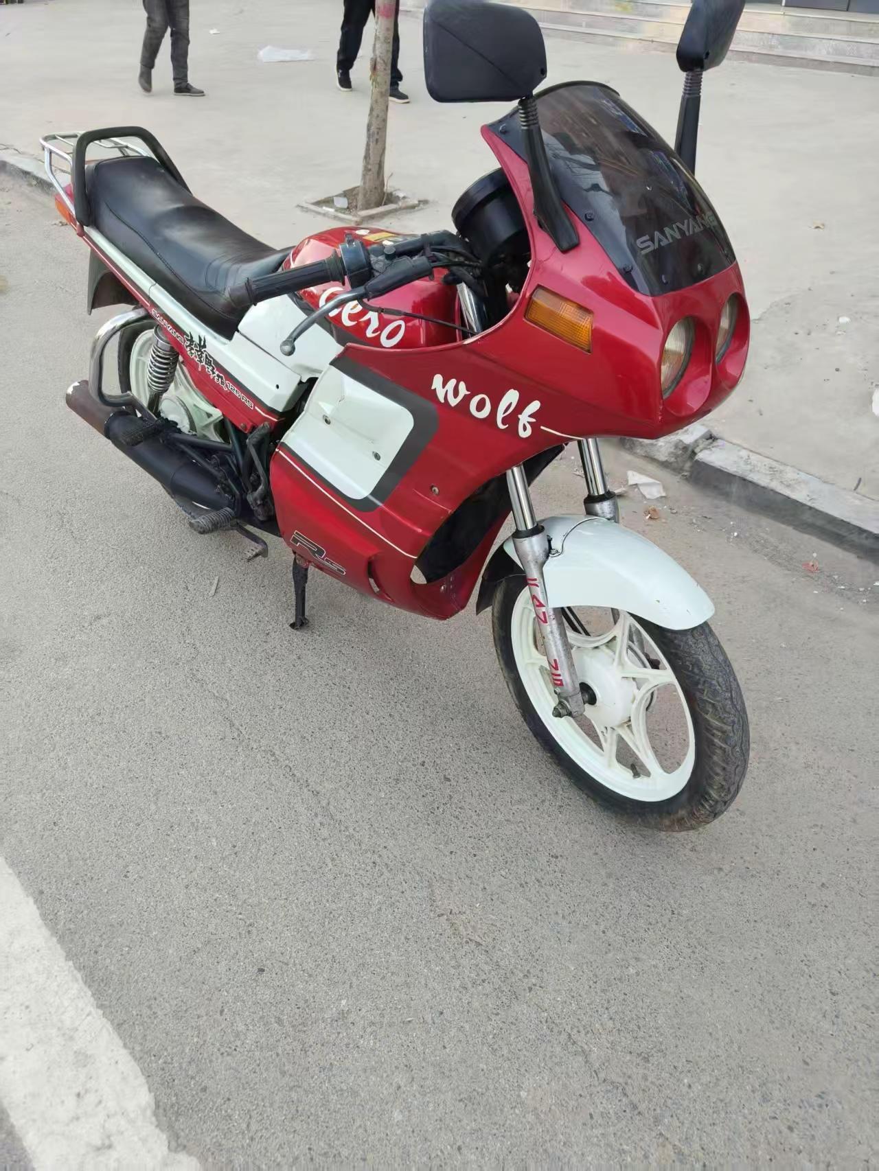 豪华野狼125摩托车豪华野狼 豪华野狼125 摩托车 精品二手摩托