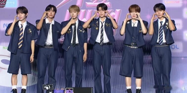 sbs各团红毯状态 ​​​